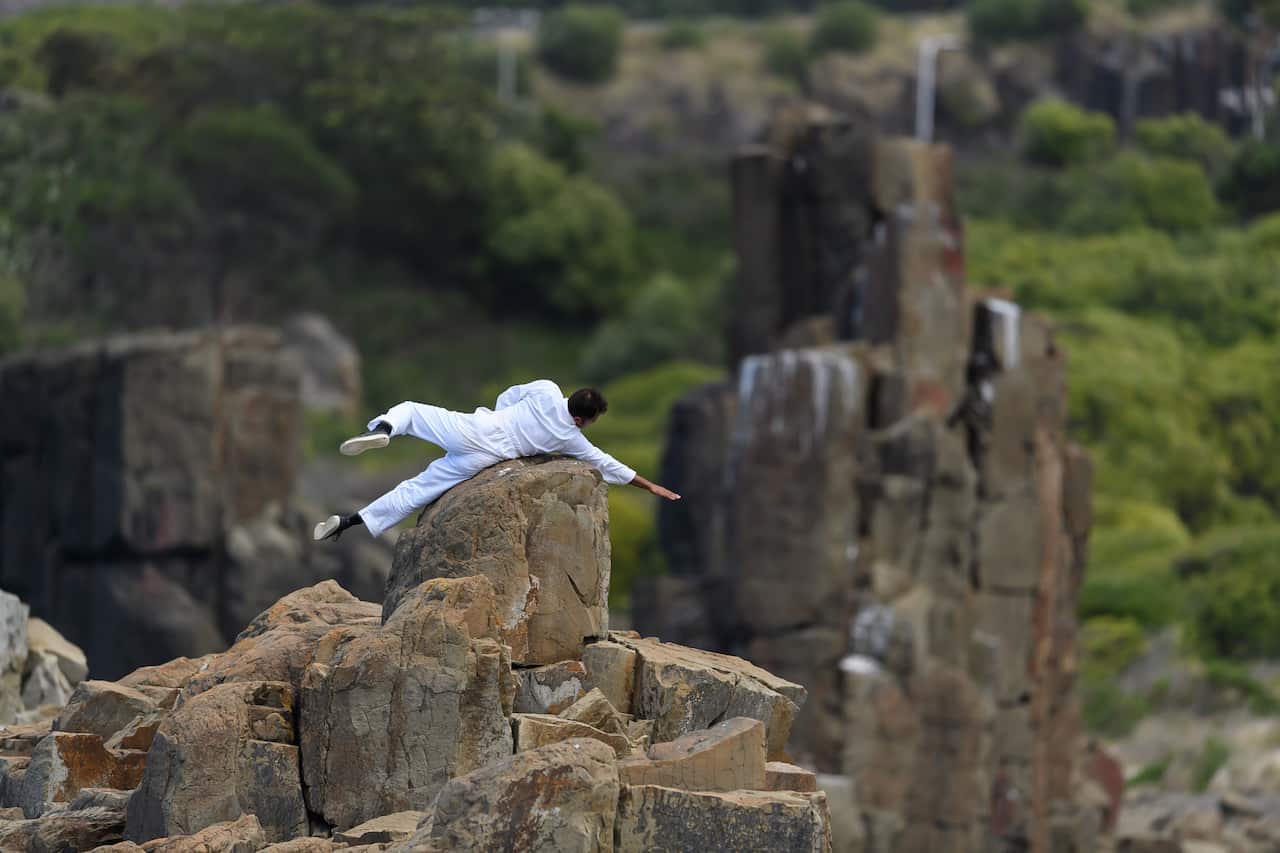 Ben Walsh - The Long Walk - Photo by Wendell Theodoro.jpg