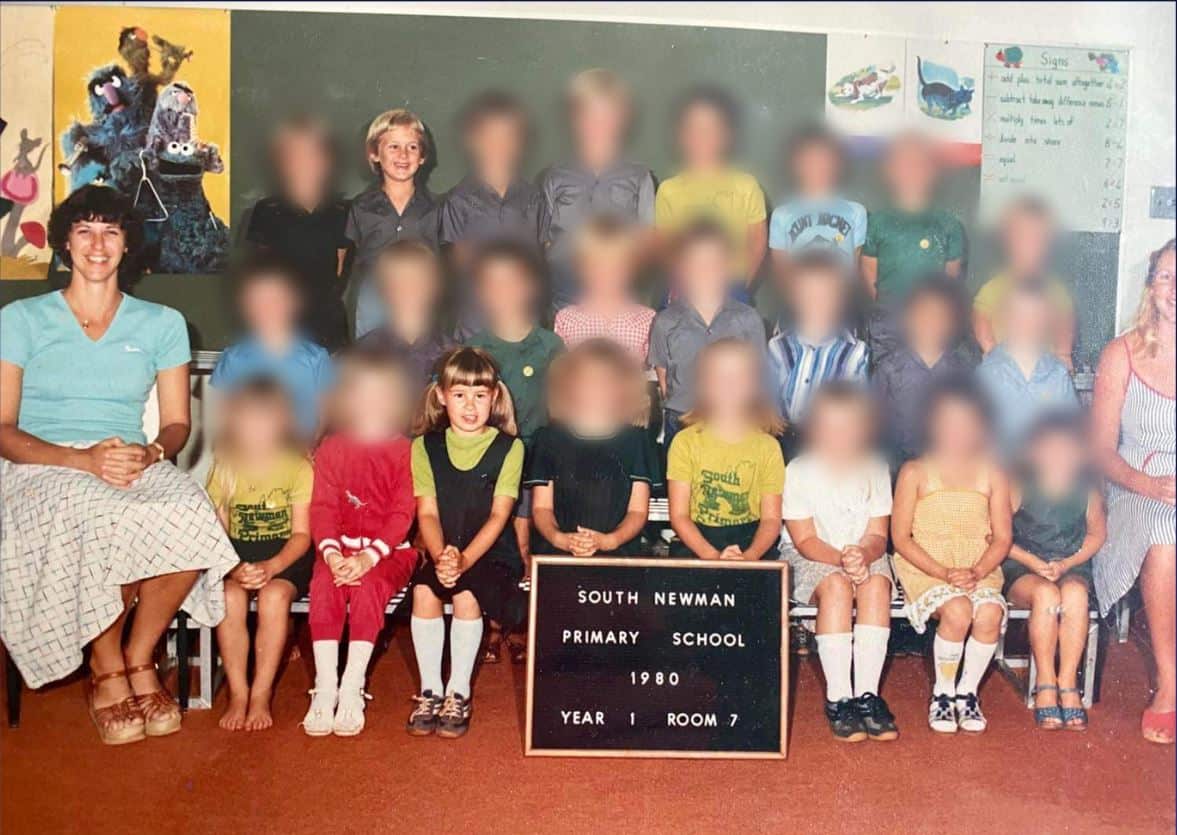 Darren Gittos (top row) and Jo Gittos (bottom row) with classmates in a Year 1 school photo.