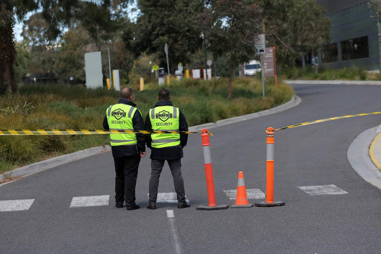 DAN ANDREWS ORYGEN PROTEST