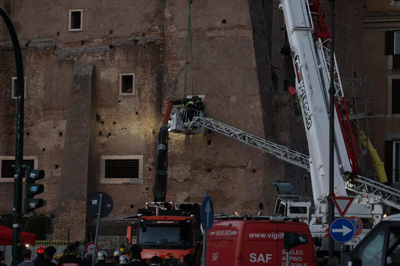 Rome's Torre dei Conti partially collapses during renovation, injuring worker