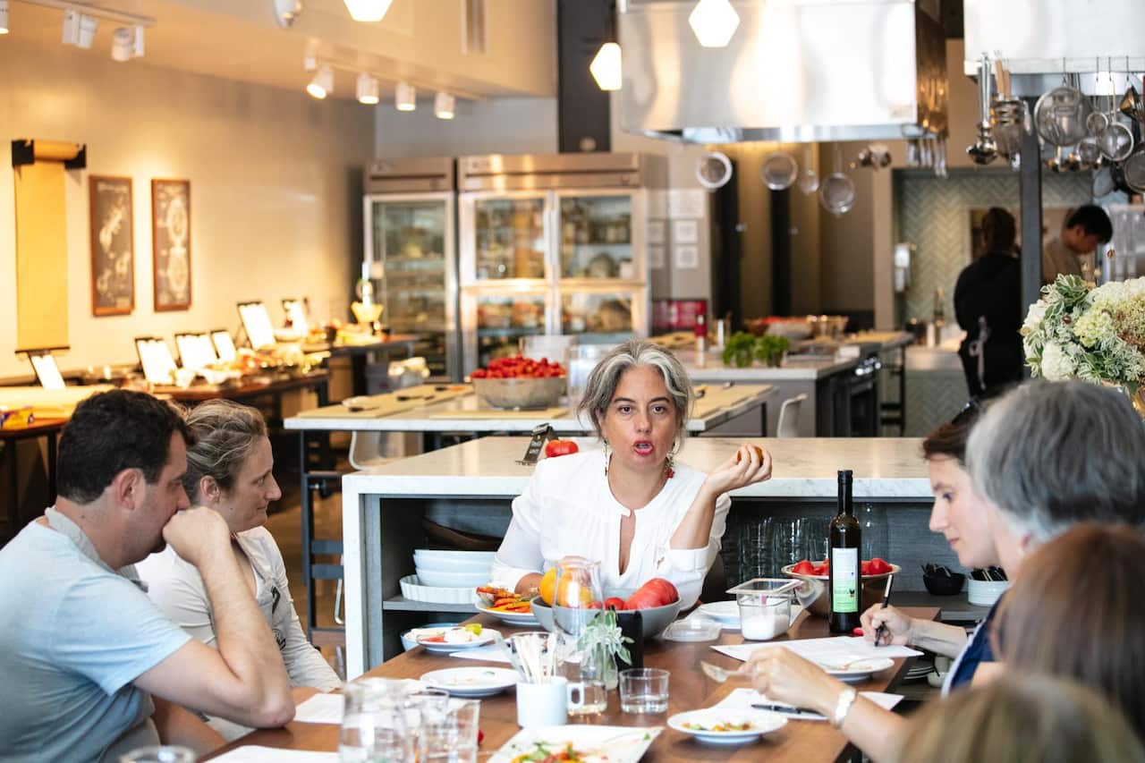 Viola che insegna.jpg