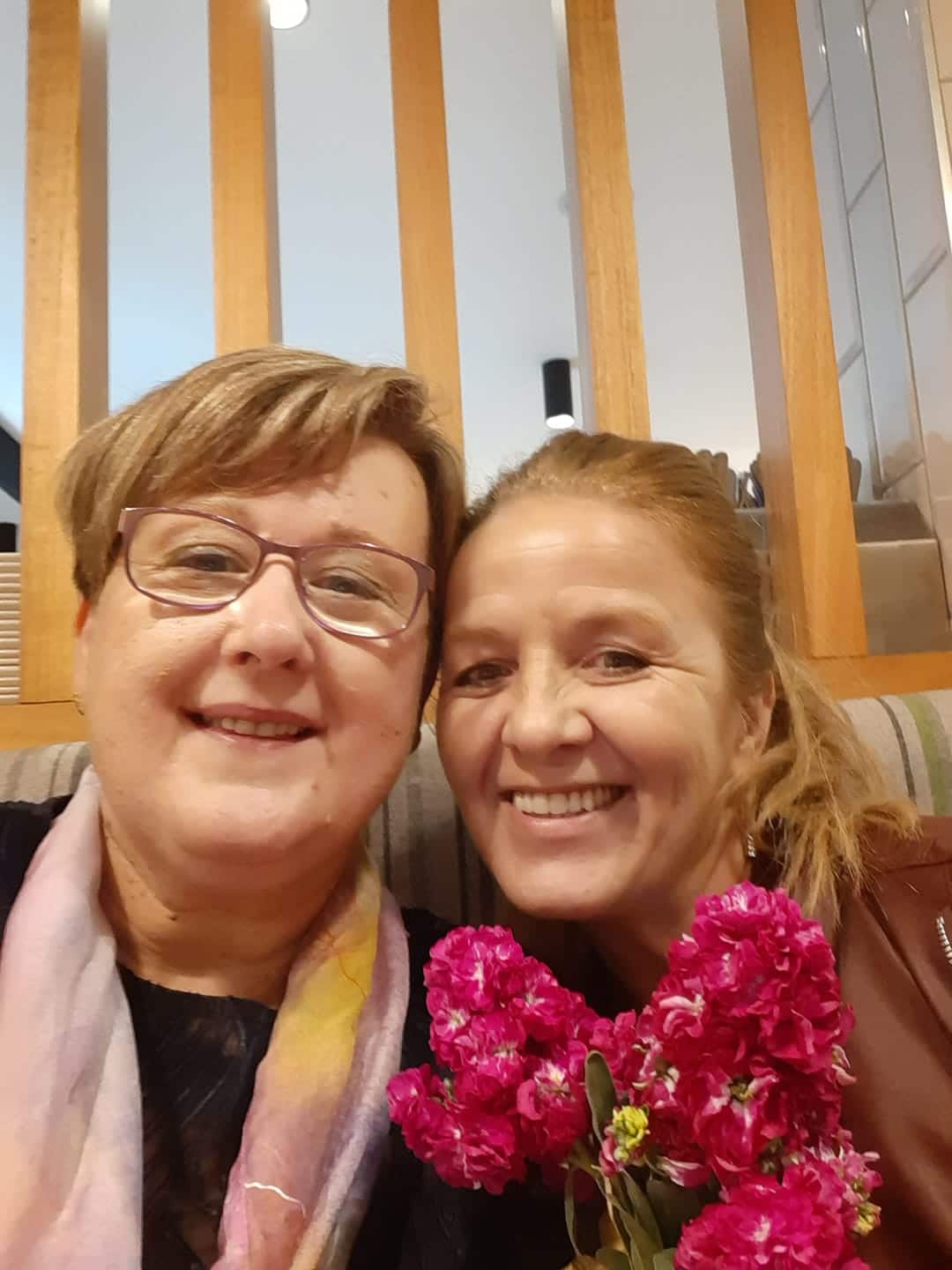 Senada Hadzic i Zulejha Sadinlija.jpg