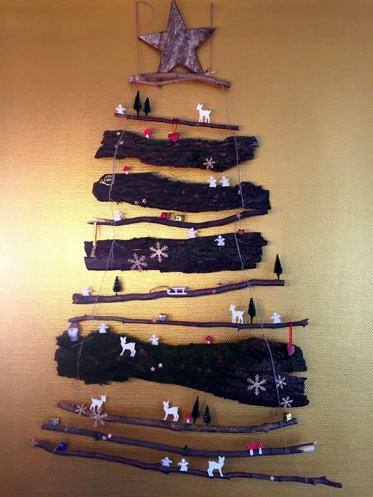 Weihnachtsbaum Deko.png