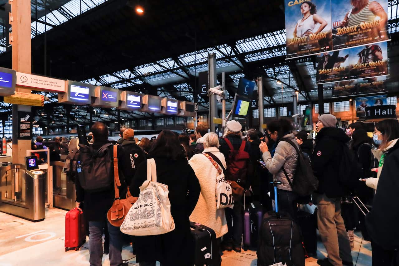 FRANCE TRAIN STRIKE CHRISTMAS