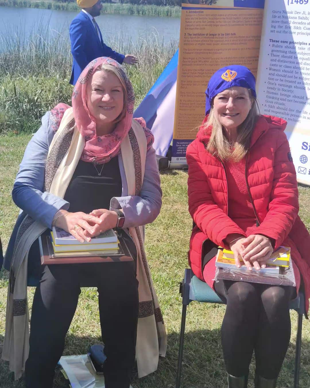 Copy of Copy of earrival.jpg