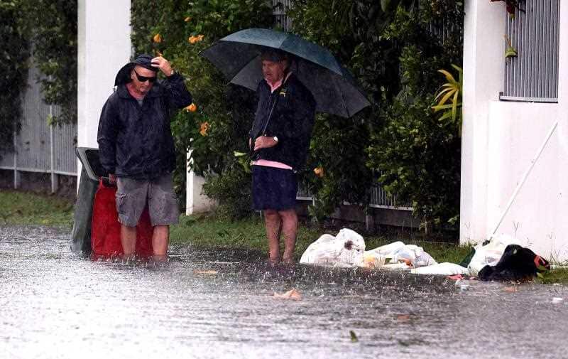 Pioggia battente a Cabarita Beach, New South Wales del nord.