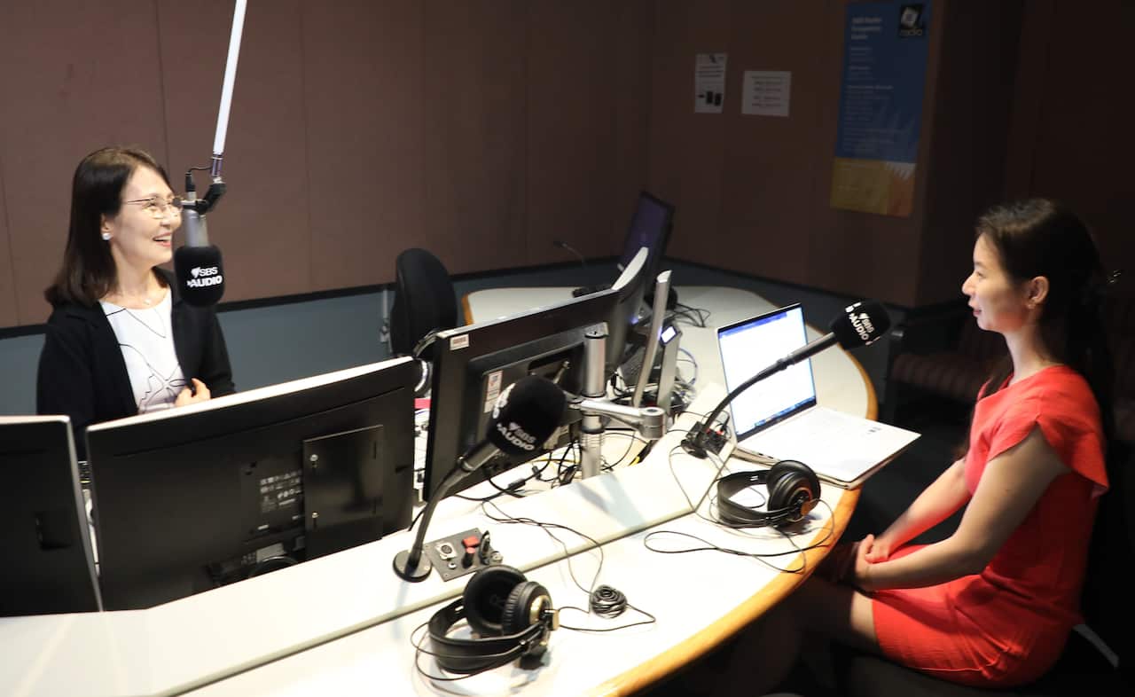 2F5A8773 Dr. Anna Cho studio interview  