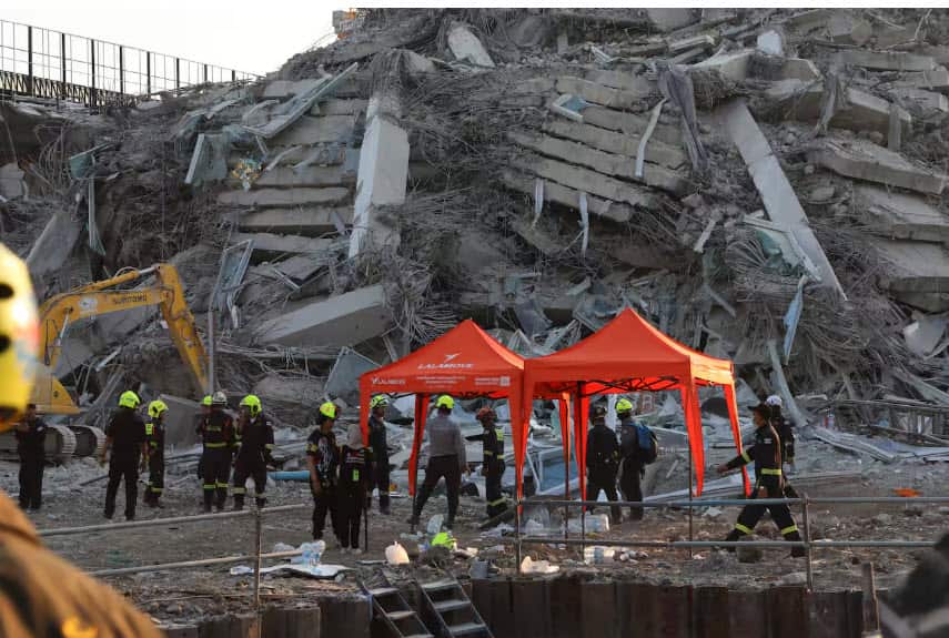 he powerful quake has killed 140 people and counting, while destroying infrastructure, homes and transport networks. Source: SIPA USA / Teera Noisakran