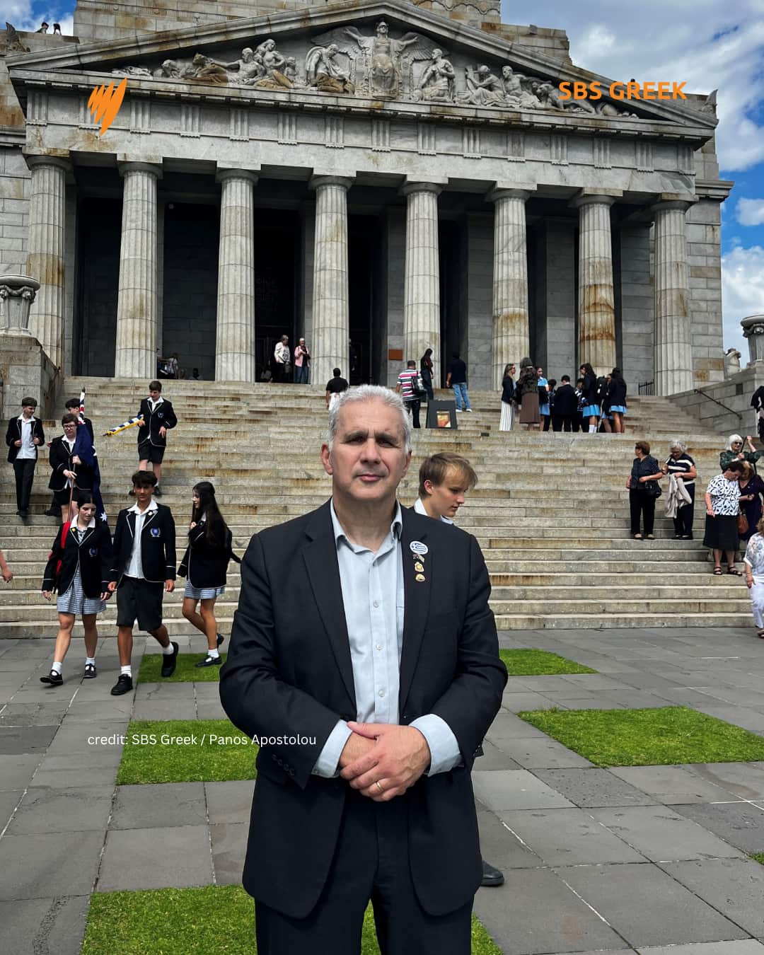 Μανώλης Καρβέλας, o πρόεδρος του Ελληνικού παραρτήματος RSL (South Melbourne)