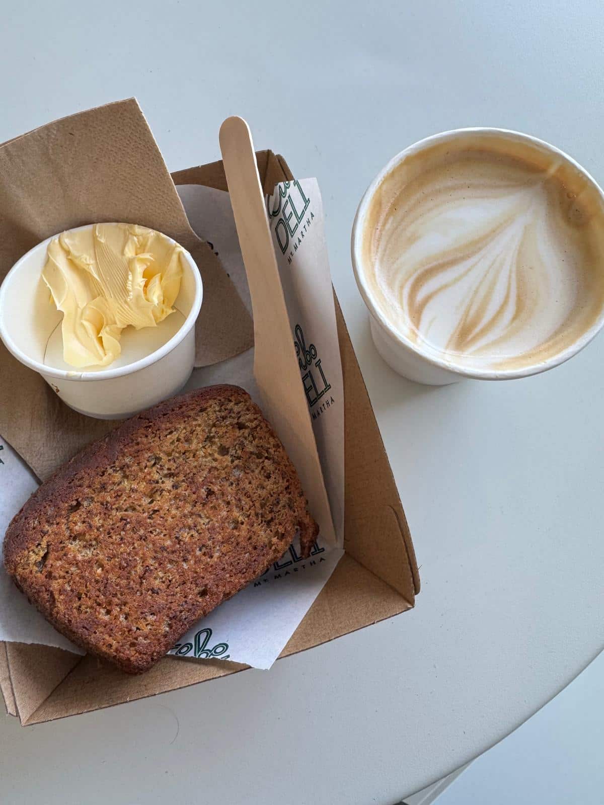 Cibo banana bread with coffe