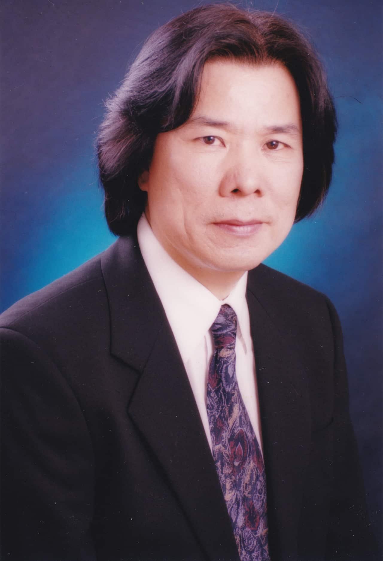 葉敢新 指揮.jpg