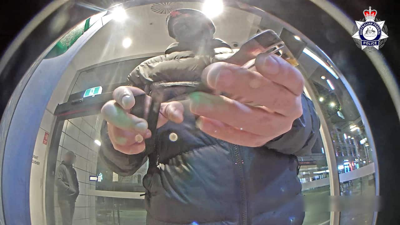 Male with shimmer at Sydney ATM 1.png