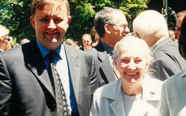 Anthony Albanese with mother.jpg
