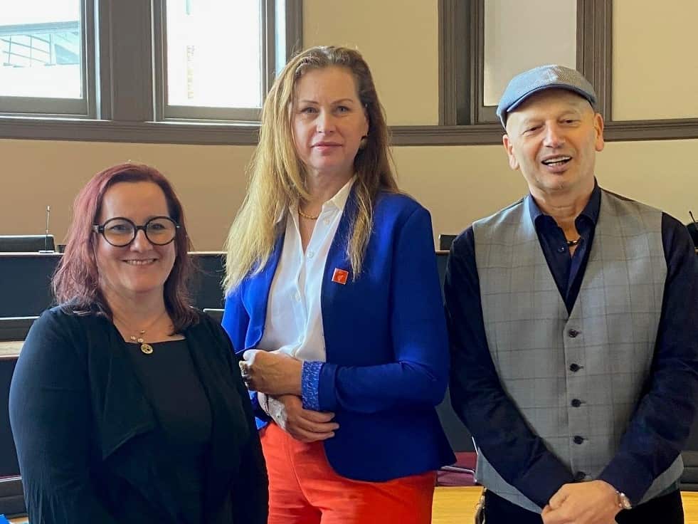 Prof. Lisa Given, Dr Ingrid Mecdonald and Prof. Hariz Halilovic (2).jpg
