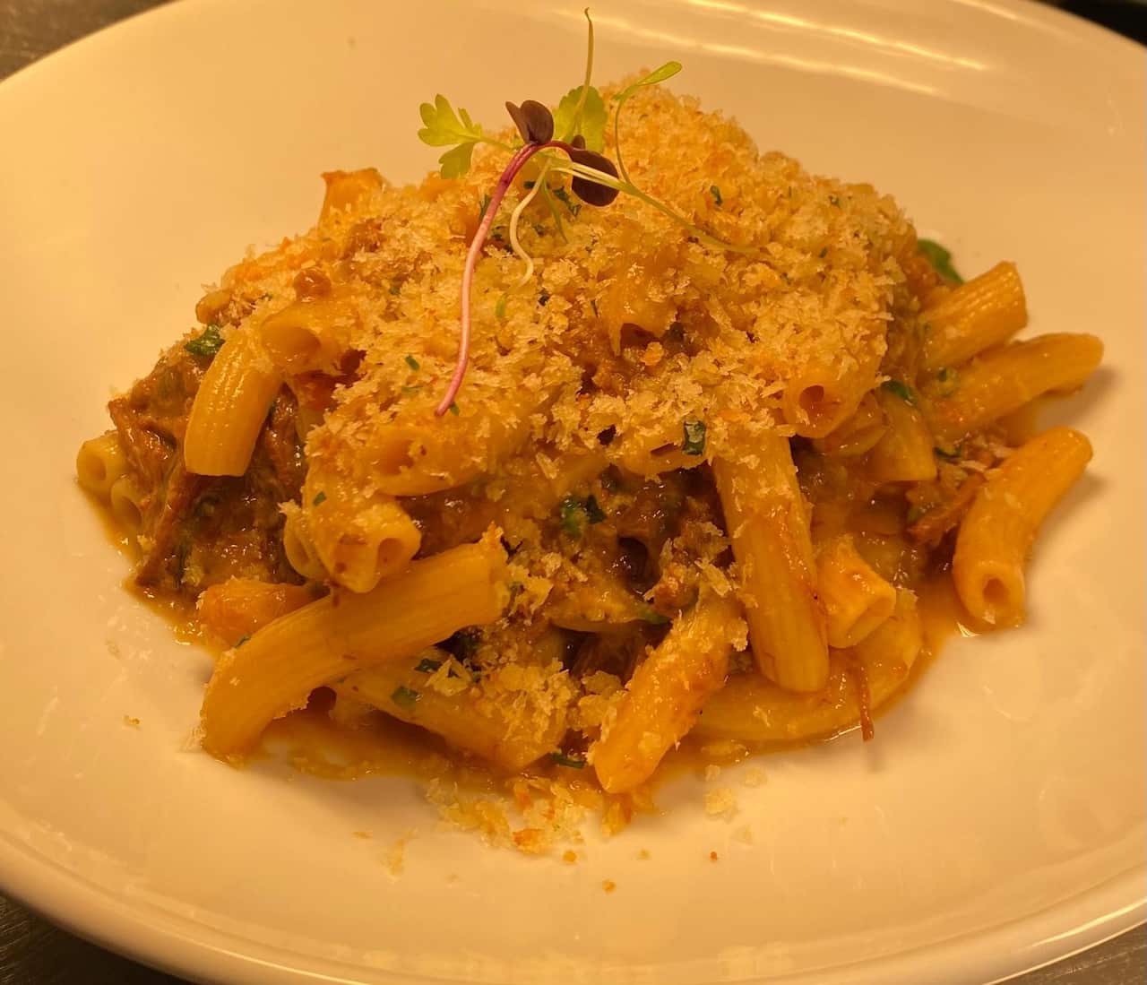 Pasta alla genovese.jpg