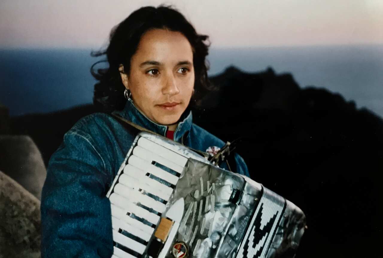 Kavisha Mazzella ritratta nel documentario 'The Joys of the Women'