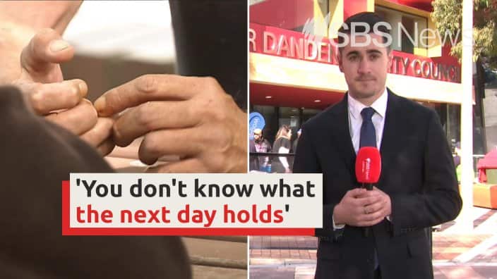 Journalist reports on the homelessness crisis.