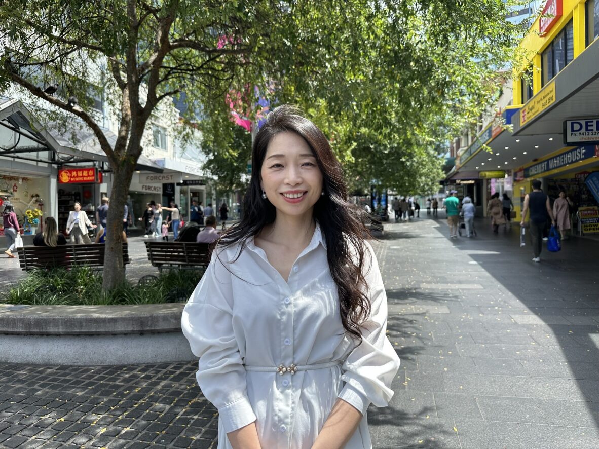 郭小姐 6194ee28-ecfd-4f29-938d-3dd2c522d3ca.jfif