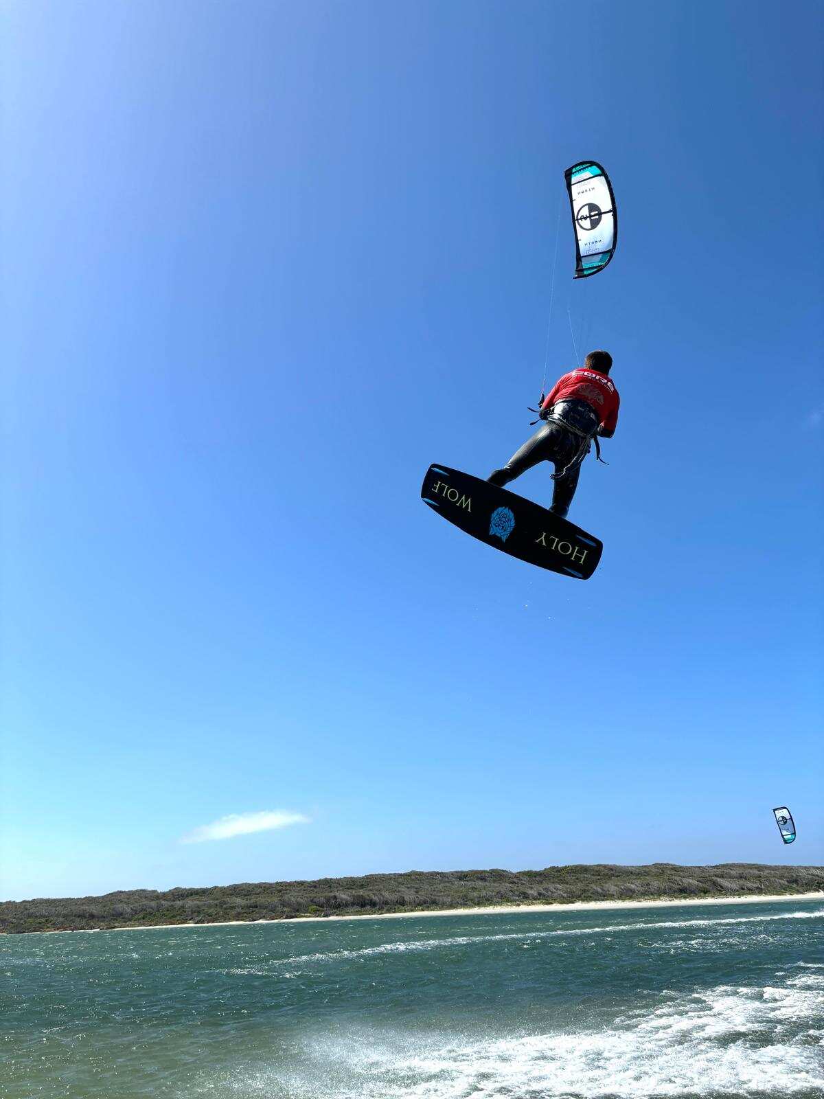 Andrea Santolupo in volo nella prova "Big Air".