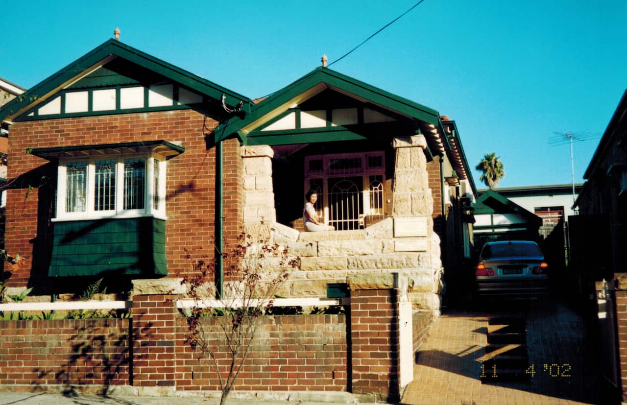 2002 - 39 Fisher St Front view.JPG