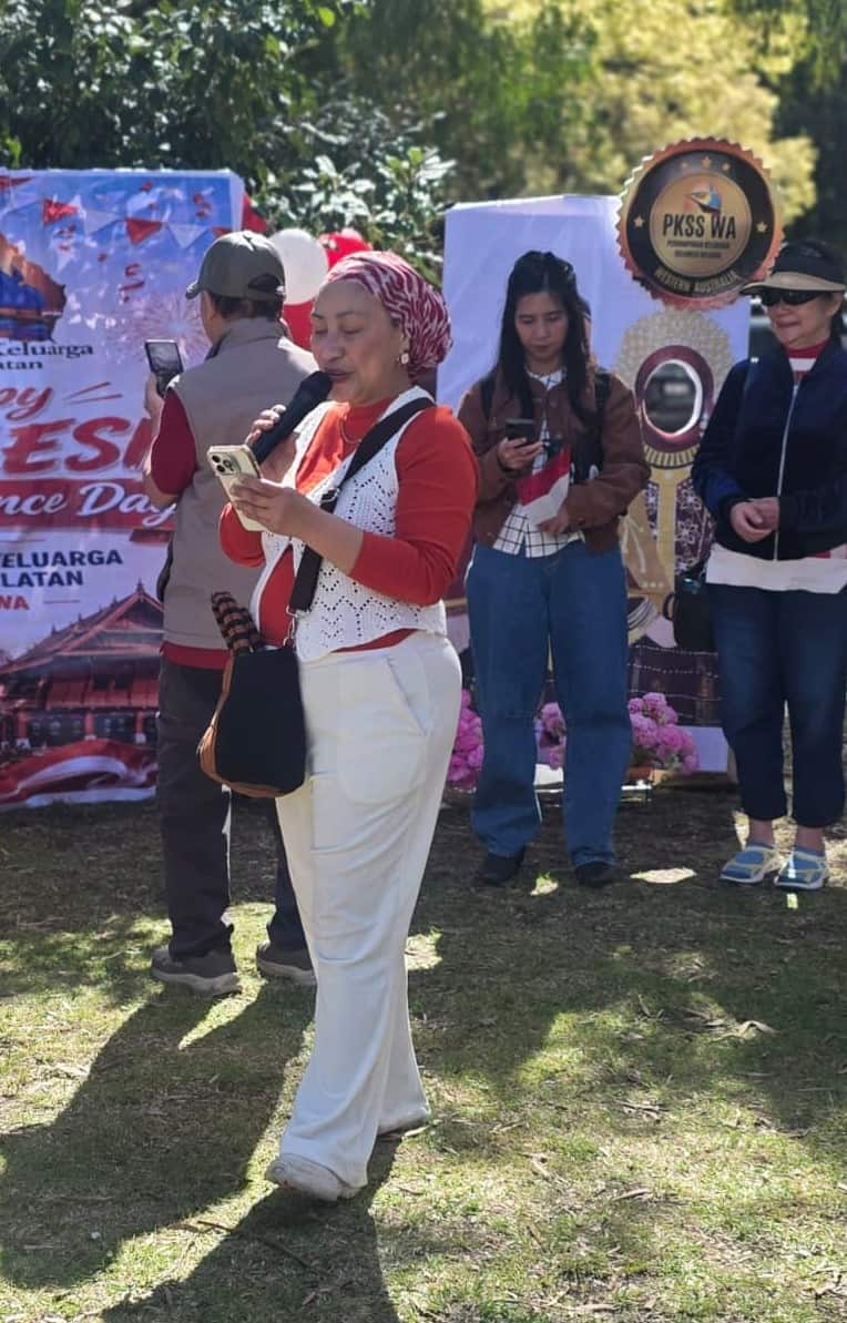 The celebration featured speeches and cultural performances, with Makassar Community President Angel Haines addressing attendees.