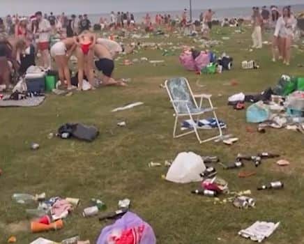 Rubbish on the beach 2.JPG