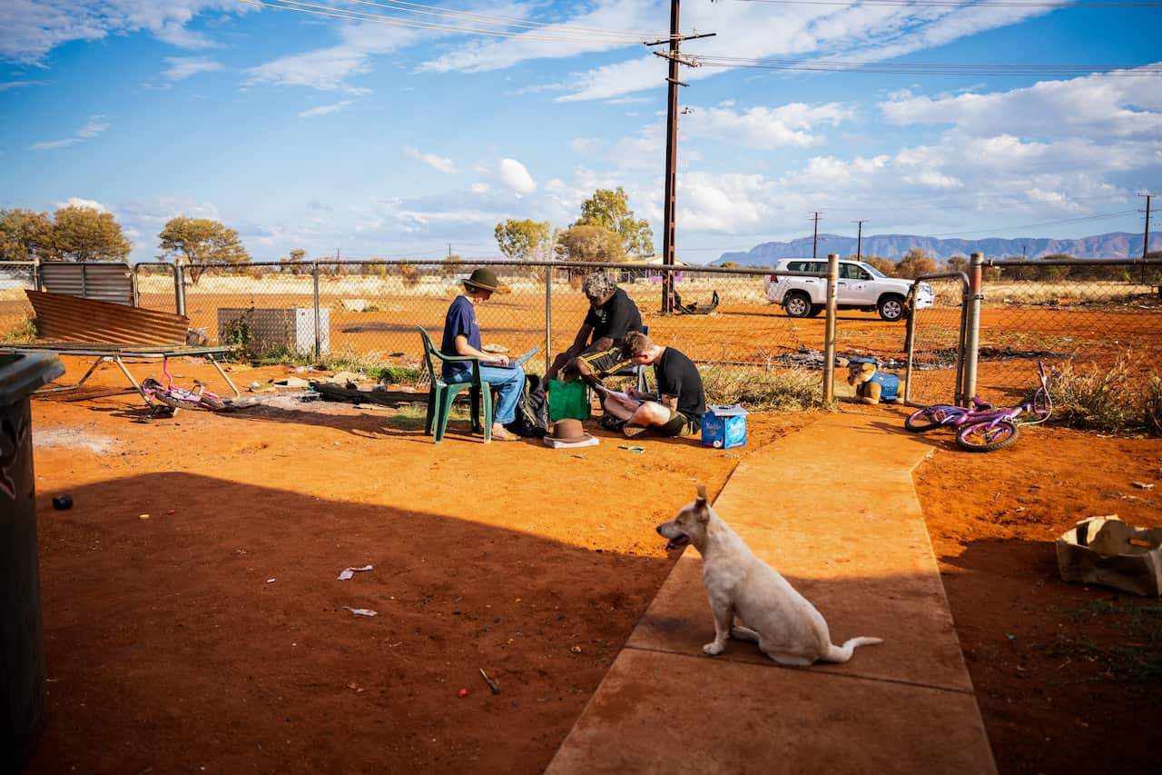 Papunya_HRLC_Credit - Tash Khan2.jpg