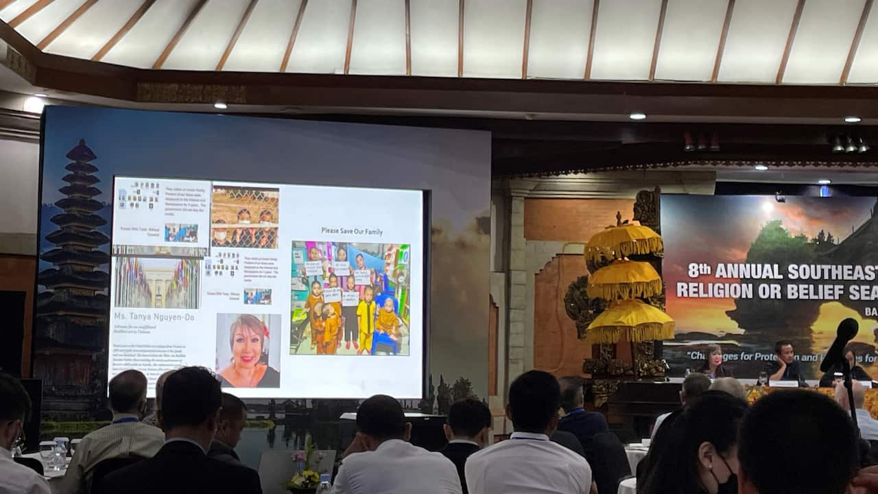 Hồ sơ Thiền Am Bên Bờ Vũ Trụ được trình bày.jpg