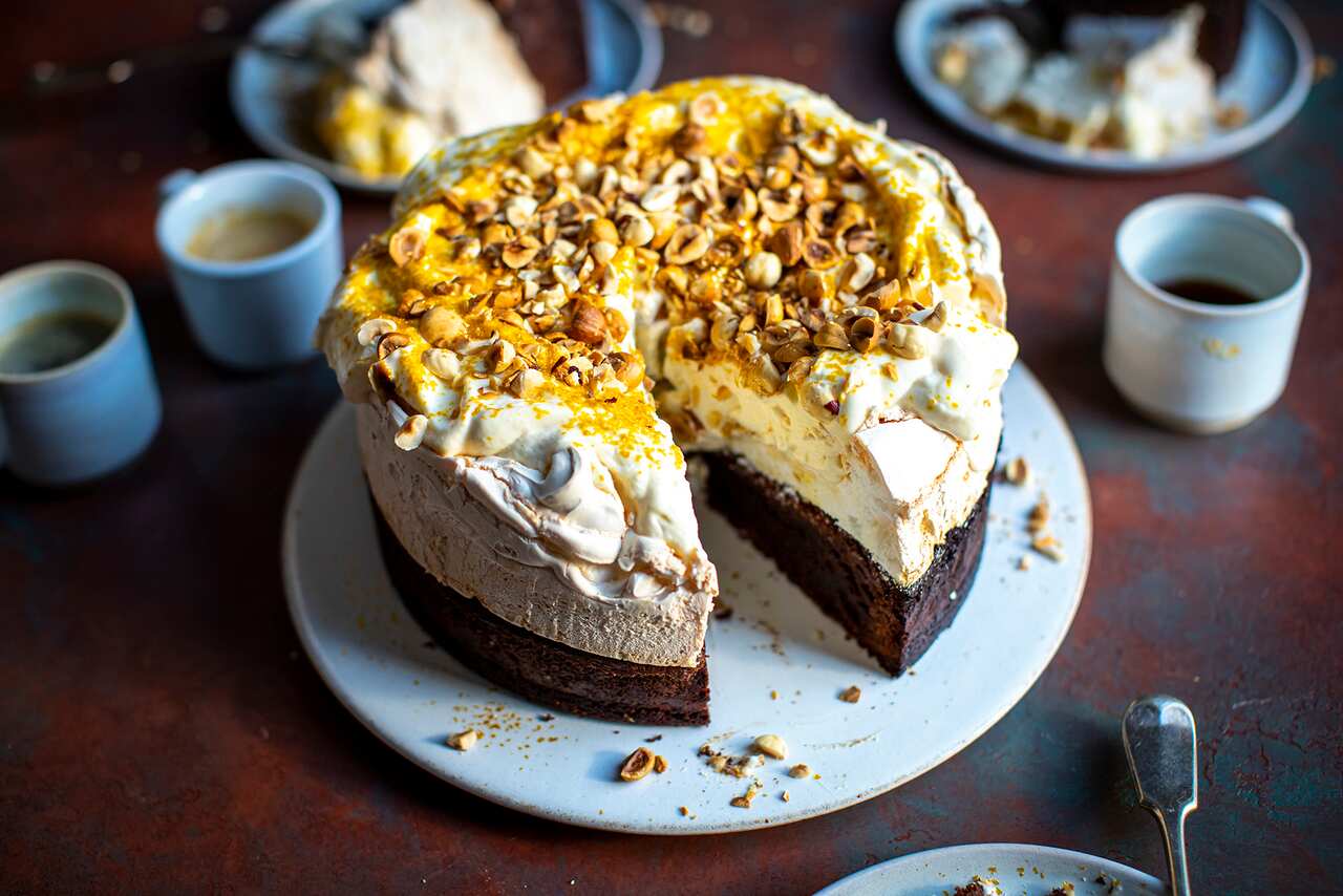 DFFIM_Ep_10_Boozy_Brownie_Meringue_L_ copy.jpg