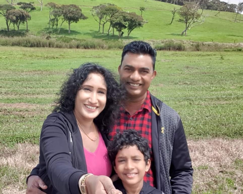 Uresha Raviharai.jpg