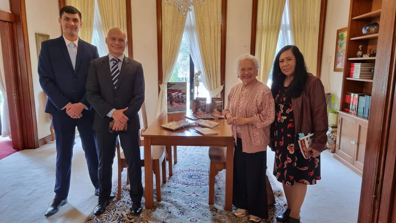 LAK with her family (2).JPEG