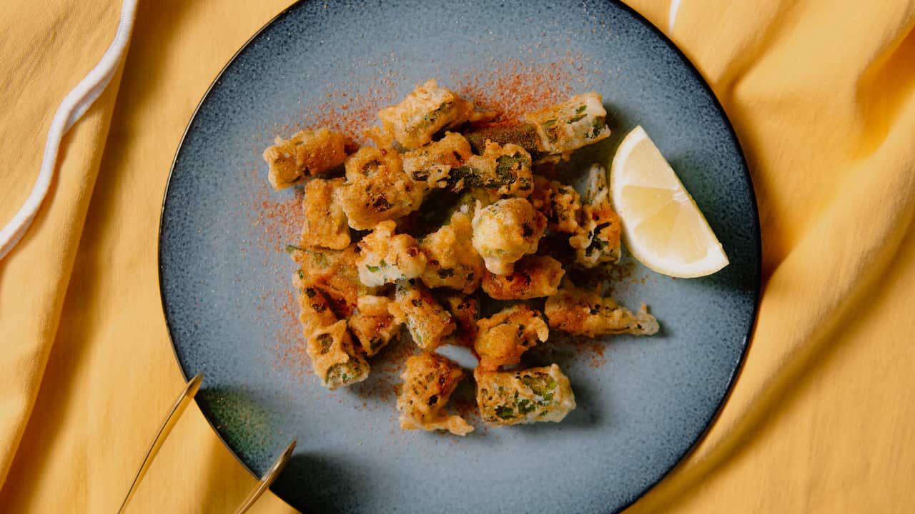 Quick tempura okra with smoked paprika