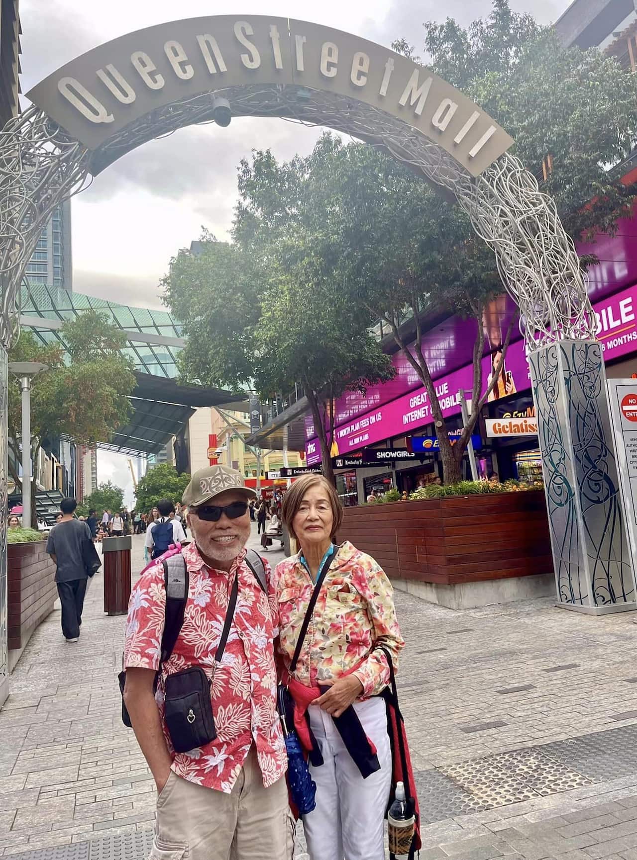 06 - Ông bà Nguyễn Cao Cảo thăm viếng Brisbane.jpg