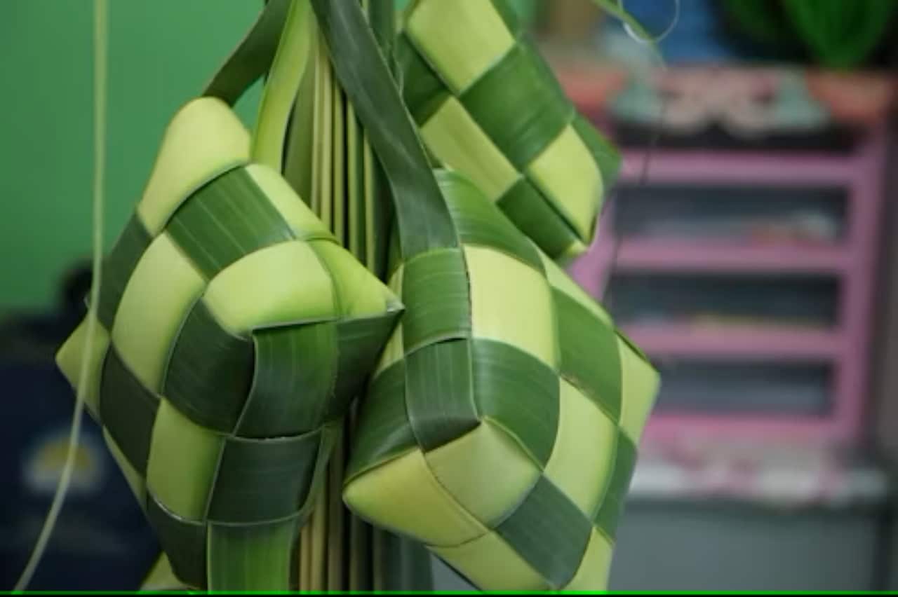 Ketupat makanan khas saat Lebaran