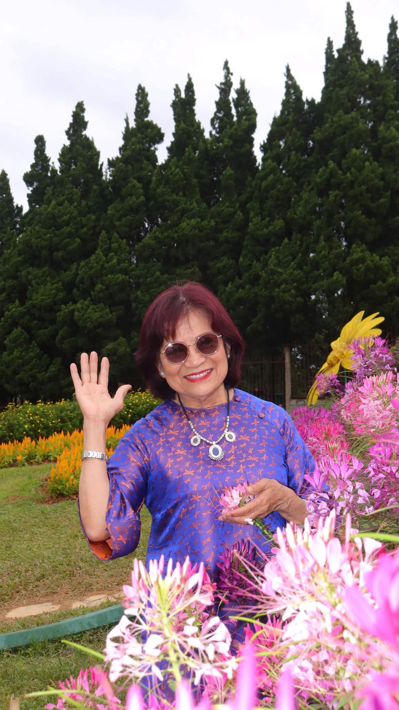 anh in the garden.jpg