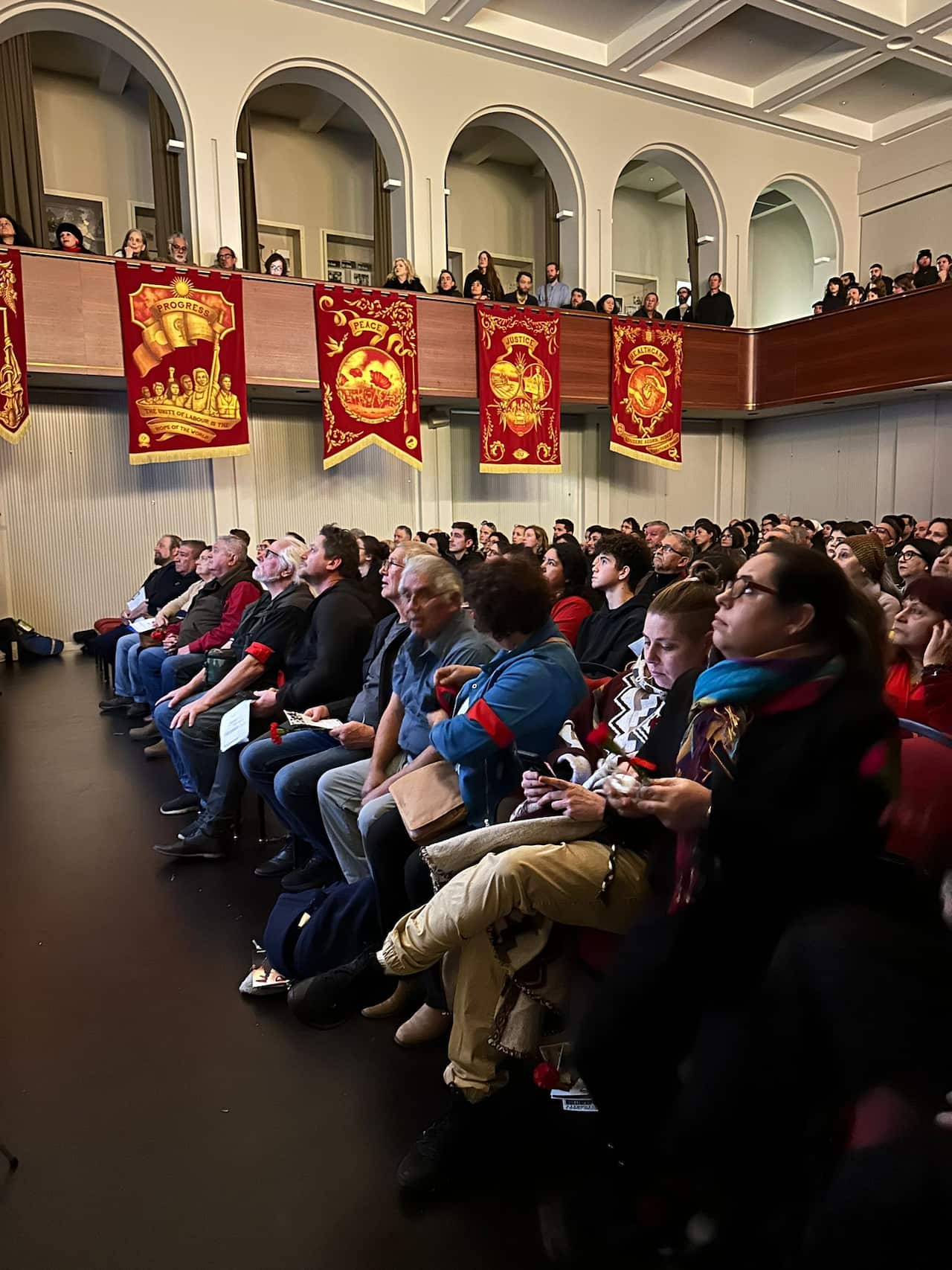 Reunión en el Victorian Trades Hall