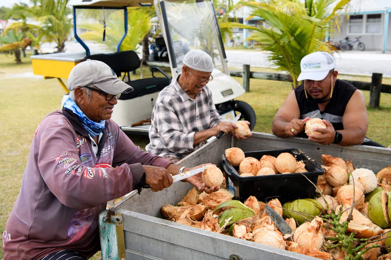 COCOS (KEELING) ISLANDS DAILY LIFE