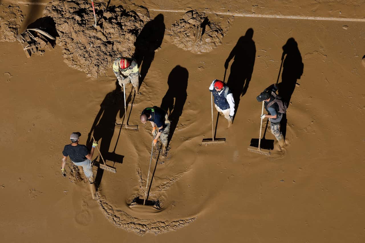 Clean-up and search operations continue following deadly floods in Spain