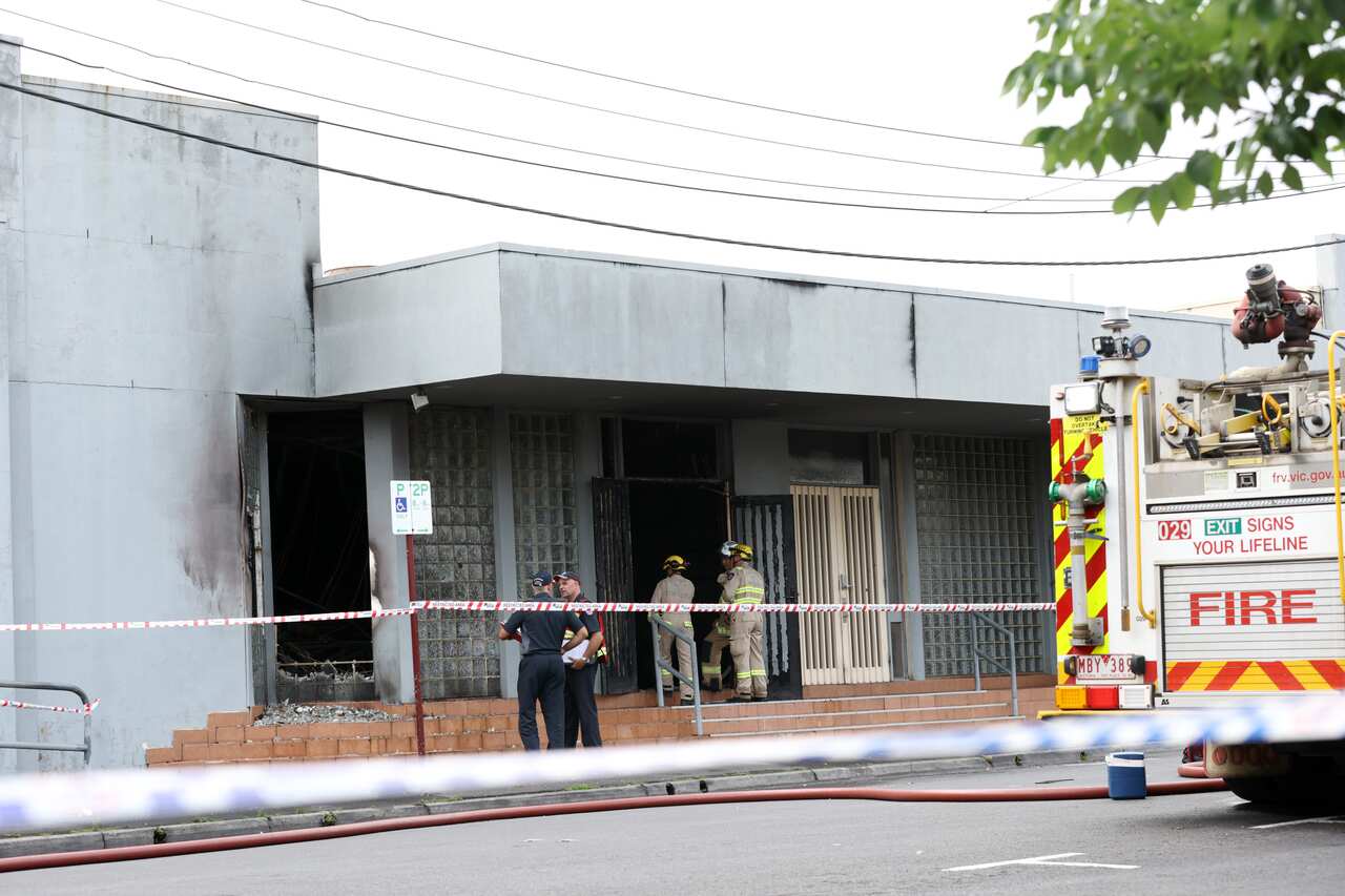 SYNAGOGUE FIRE MELBOURNE