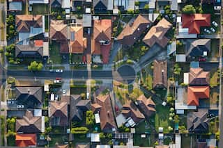 An aerial view of Melbourne homes on a suburban cul-de-sac.