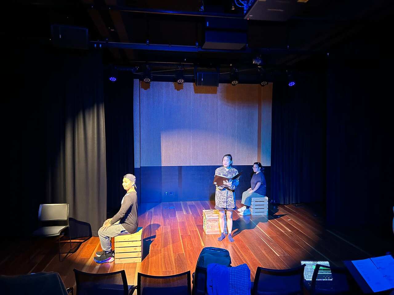 《唐人街木匠》某次排练