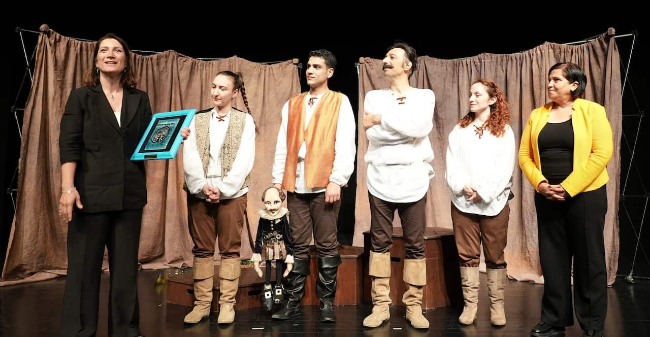 ji Listika Shakespeare.jpeg