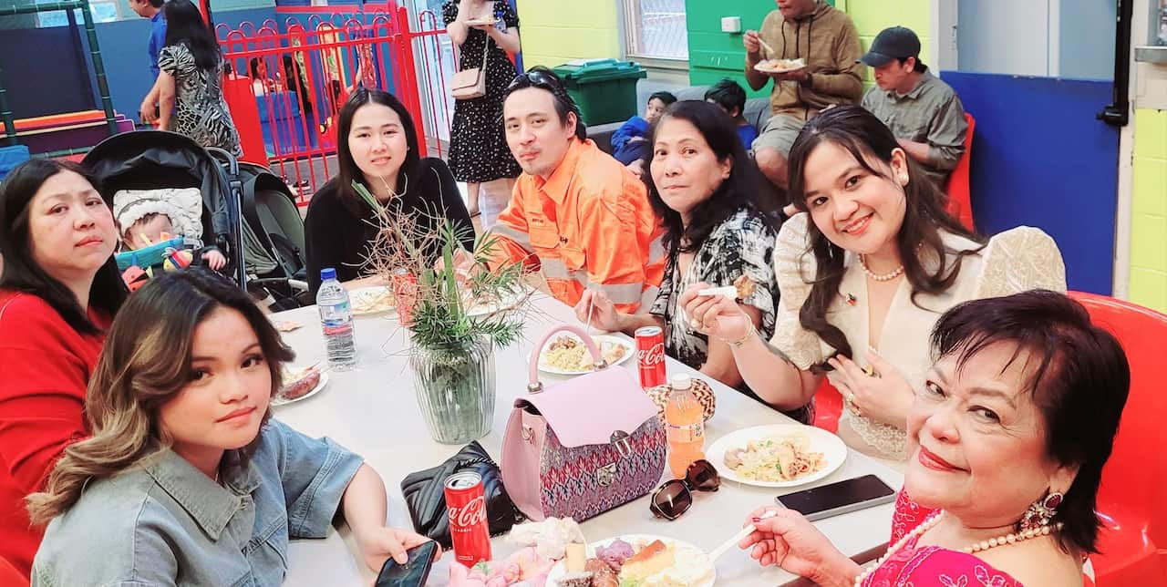 Filipinos in Newman salu-salo sa mga pagdiriwang.JPG