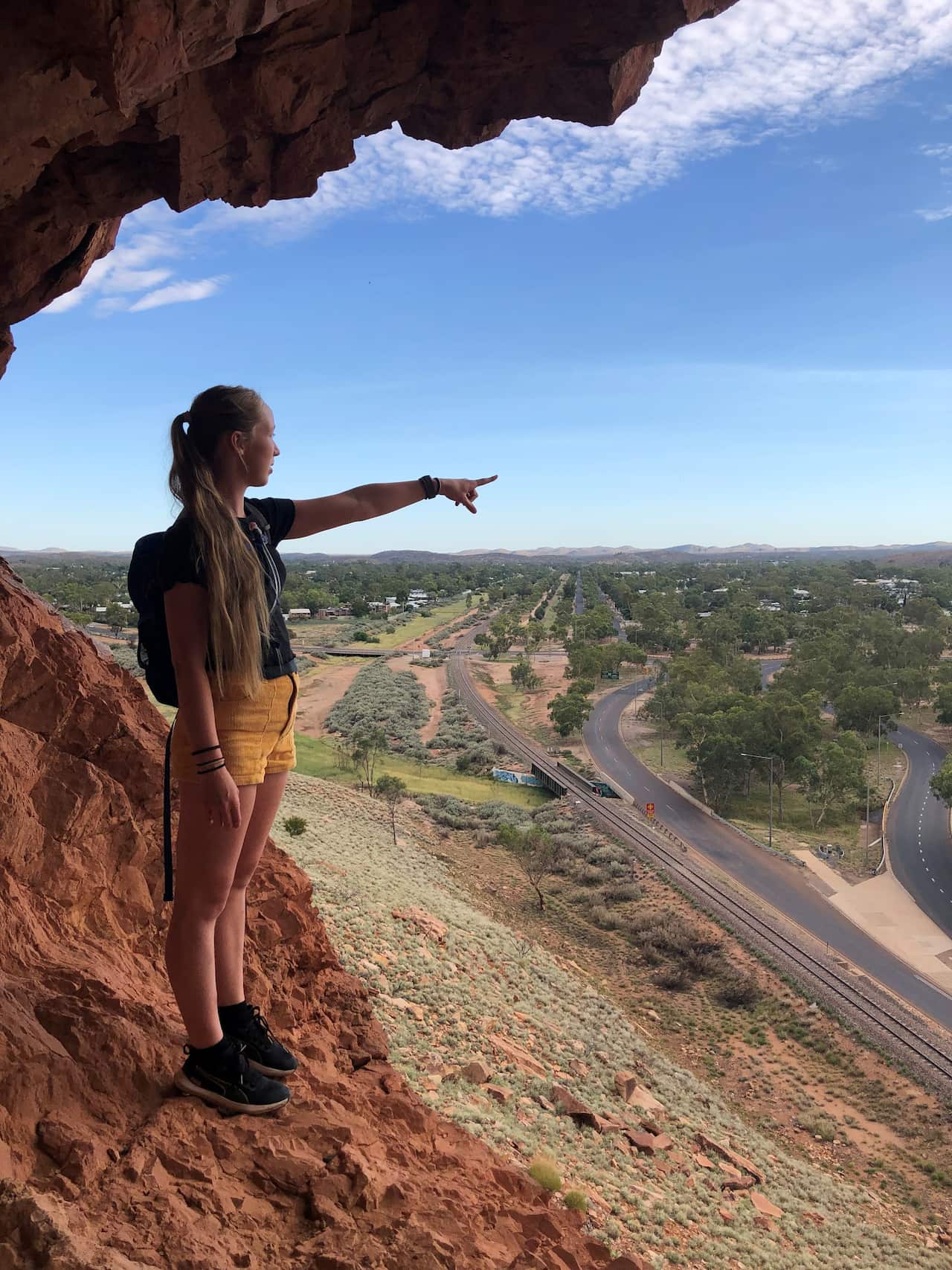 Lolevia ad Alice.jpg