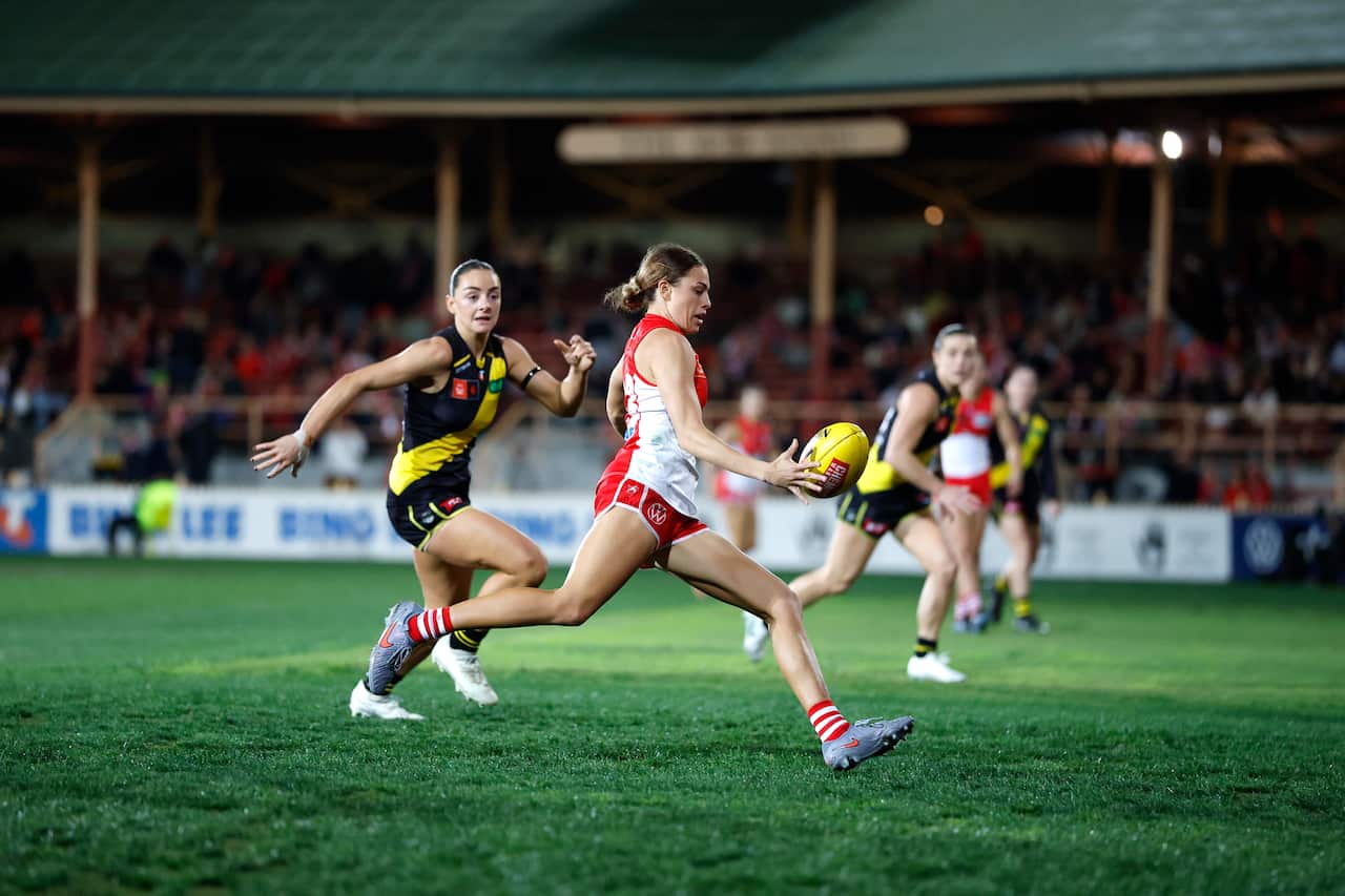 AFLW Rd 1 - Sydney v Richmond