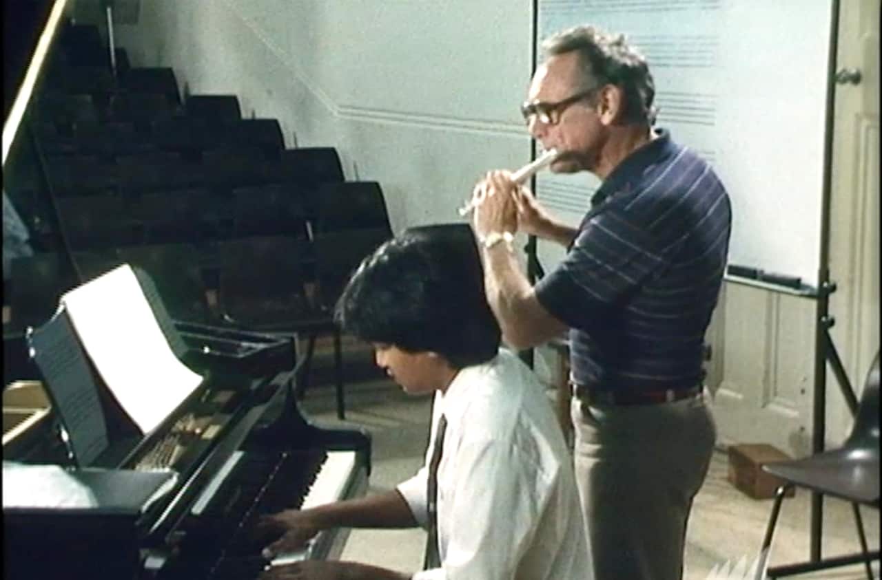 Indra at the Con in 80s.jpg