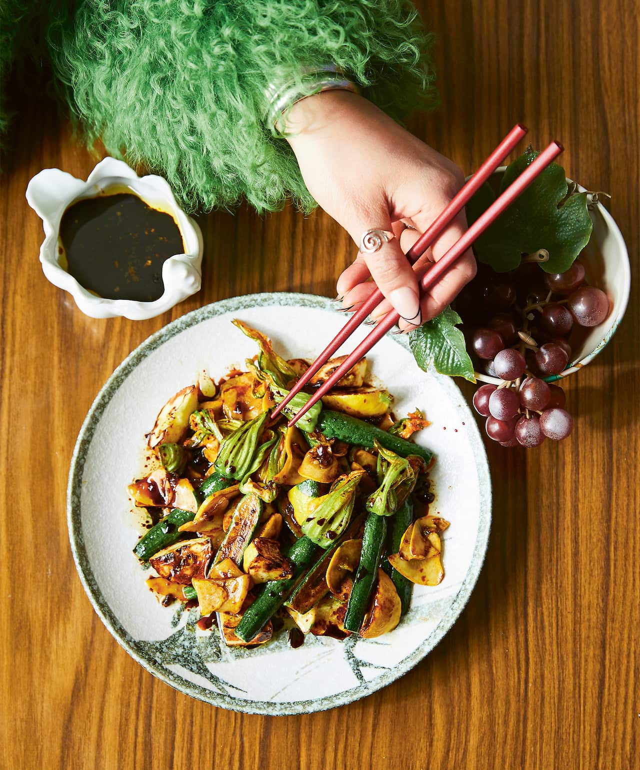 Stir-fried zucchinis with perfect soy dressing 