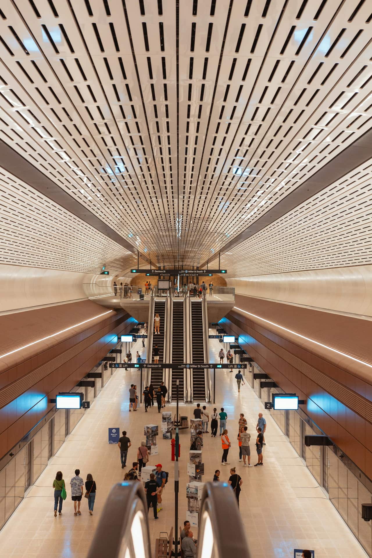 Victoria Cross Station