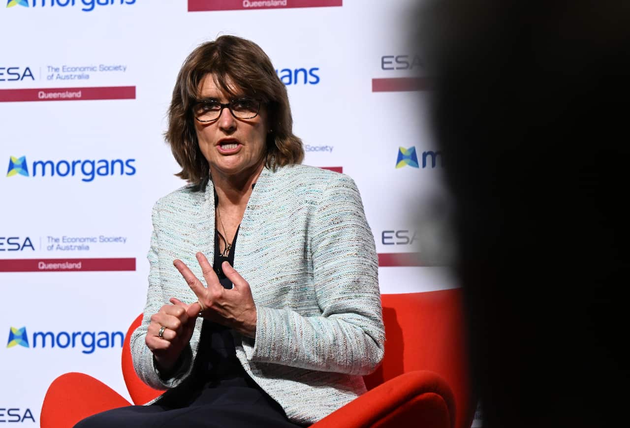 DEPUTY GOVERNOR LUNCHEON ADDRESS