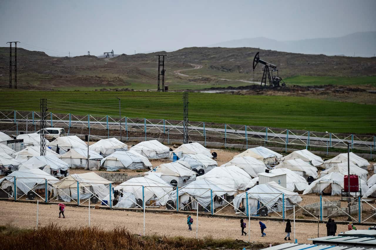 People and tents at the al-Roj camp in Syria.